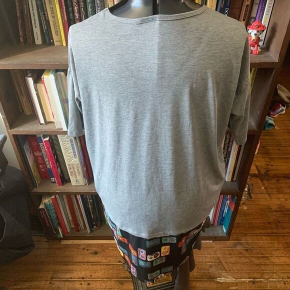 Lularoe cassette tape hem gray S Irma tunic - Picture 2 of 3